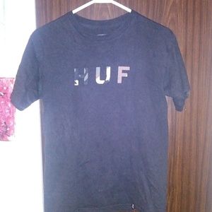 HUF t-shirt